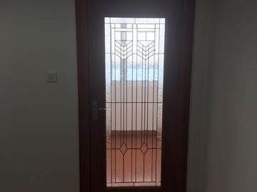 Стекло двери Интейрор архитектурноакустическое декоративное, очищает скошенные стеклянные панели двери